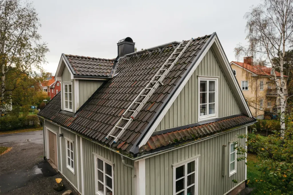 s v ljer du r tt taks kerhet f r villa och flerbostadshus stegar g ngbryggor och livlinef sten